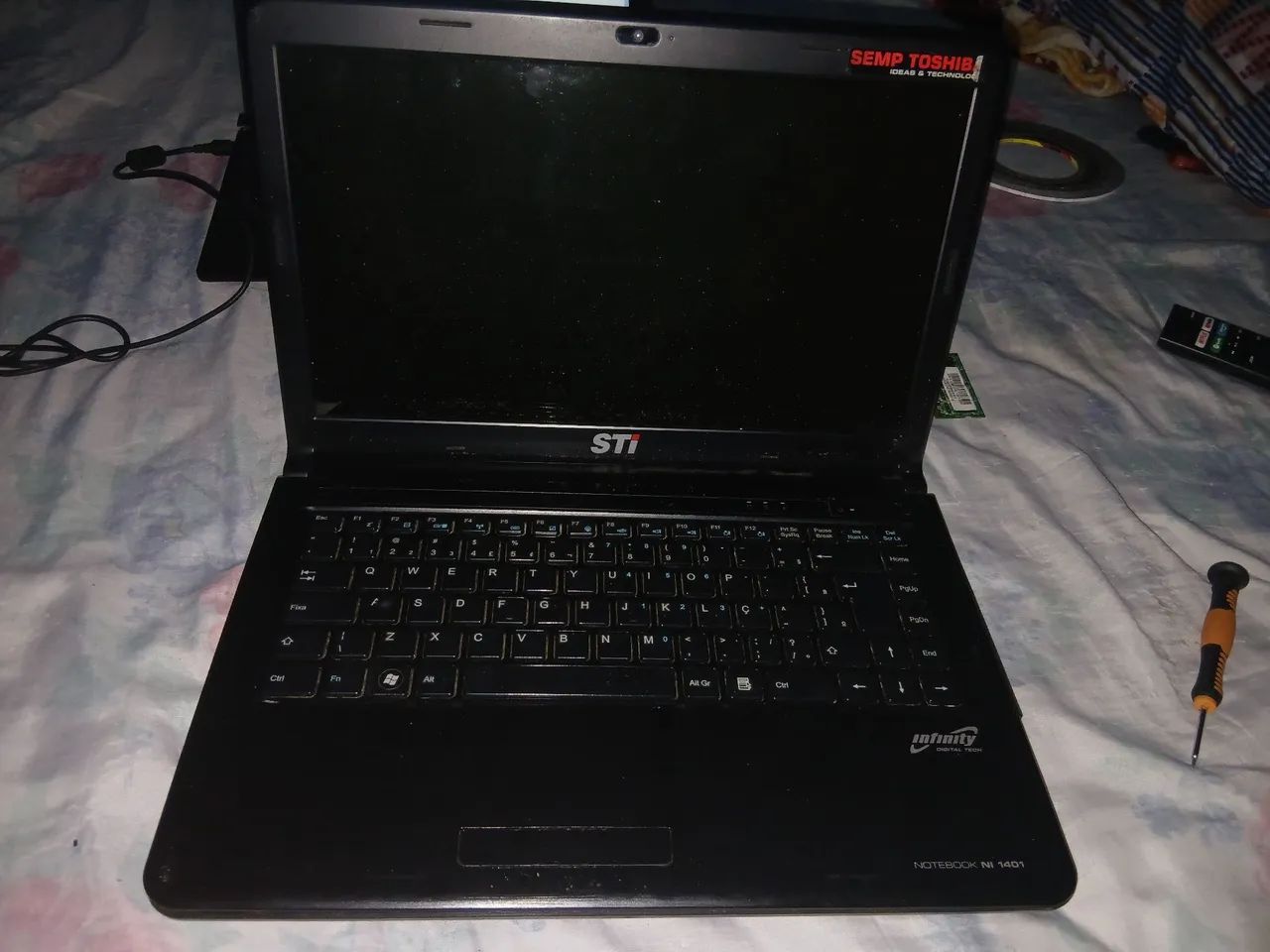 Carcaça de notebook sti pra venda!!!