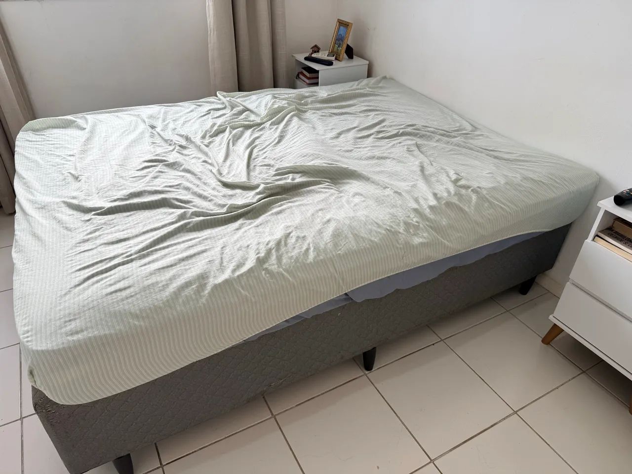 VENDE SE CAMA BOX DE CASAL USADA - Foto 2