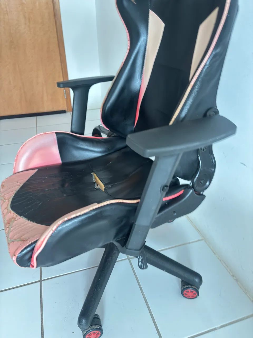 Cadeira gamer  - Foto 4