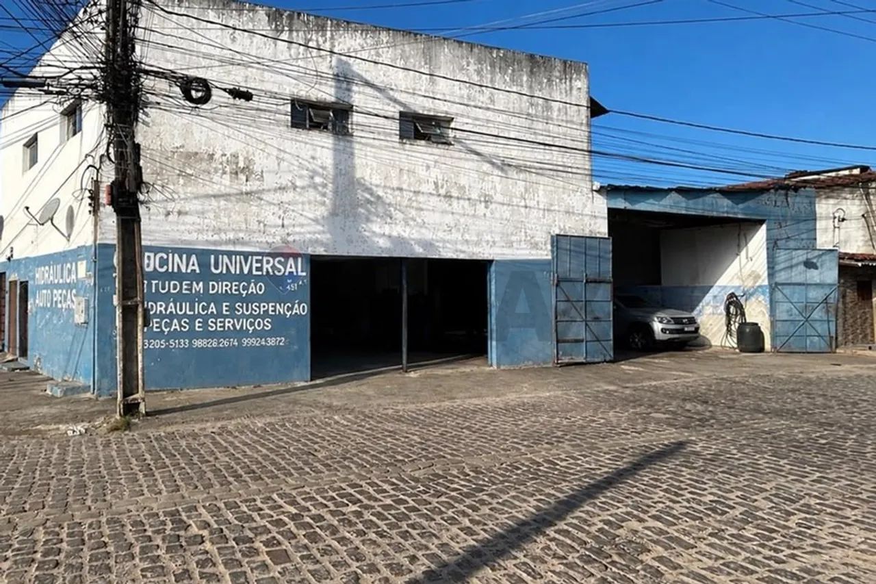 Á venda prédio comercial com dois andares e casa com duas suítes na Cidade da Esperança co