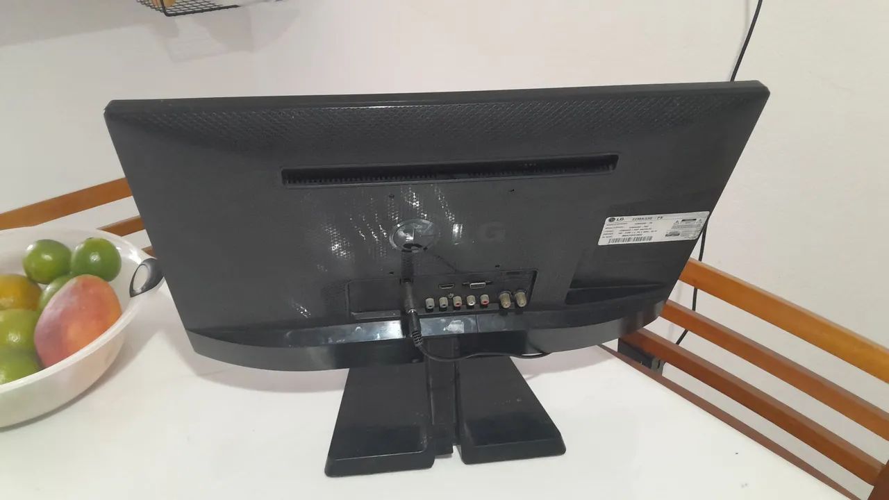 (Baixei)TV LG 22 polegadas, com defeito e sem a fonte - Foto 3