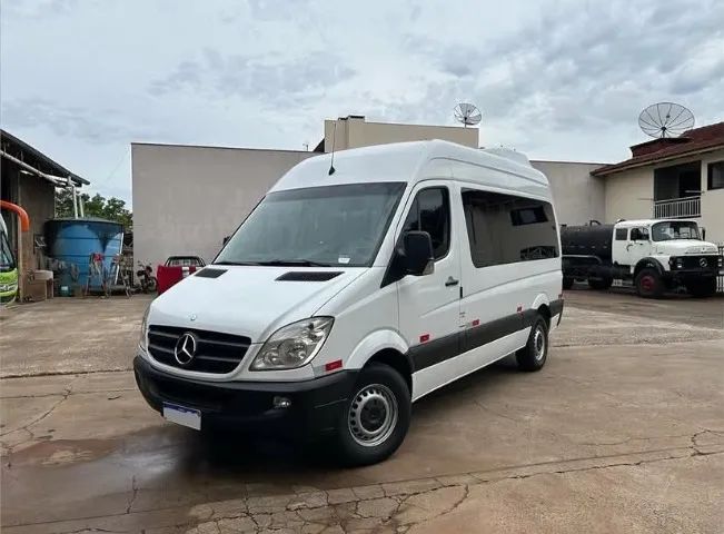 Mercedes-Benz Sprinter Sprinter 415 VAN Luxo T.A. 2.2 Diesel 2016