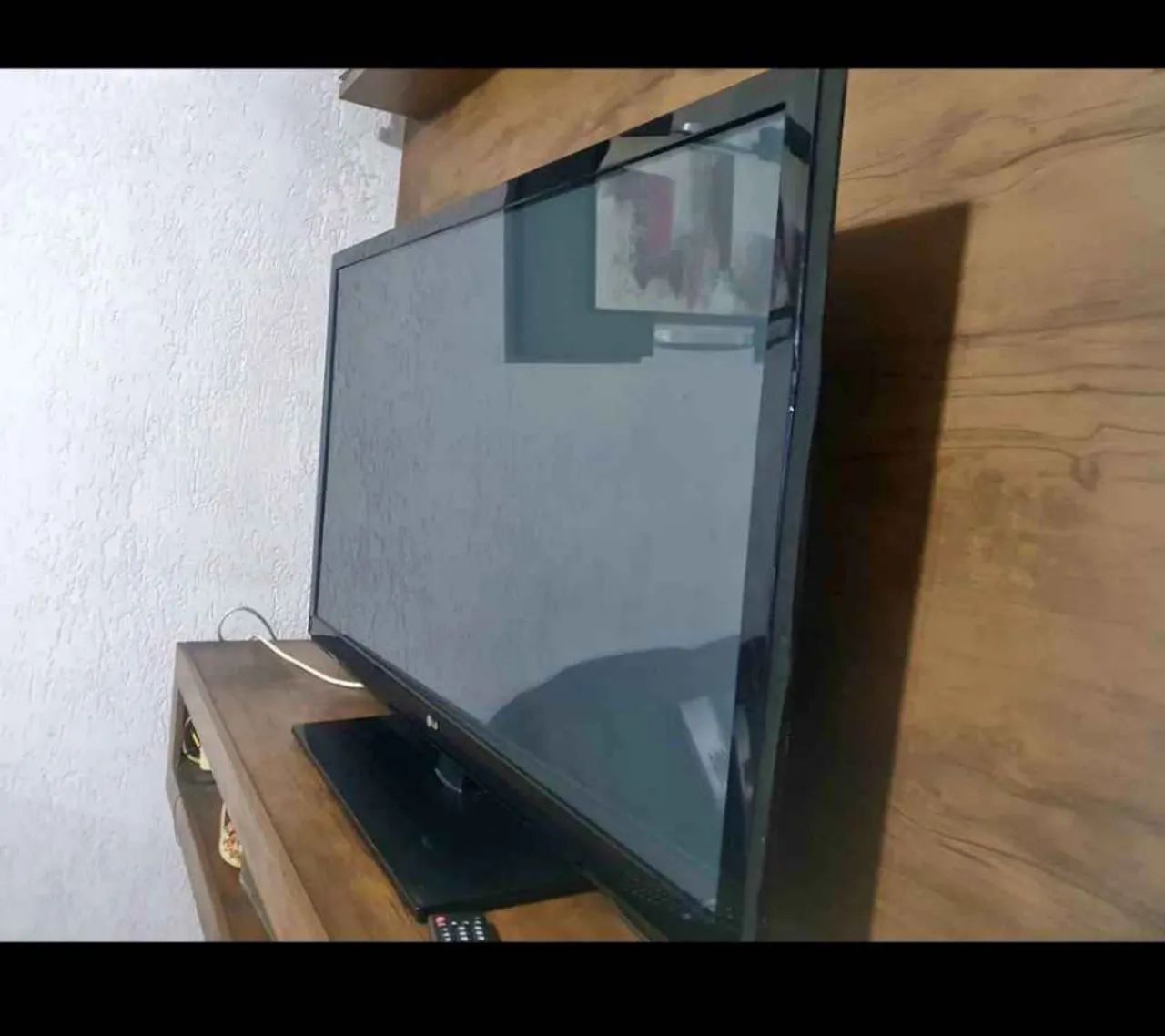 Tv LG 42 polegadas. 