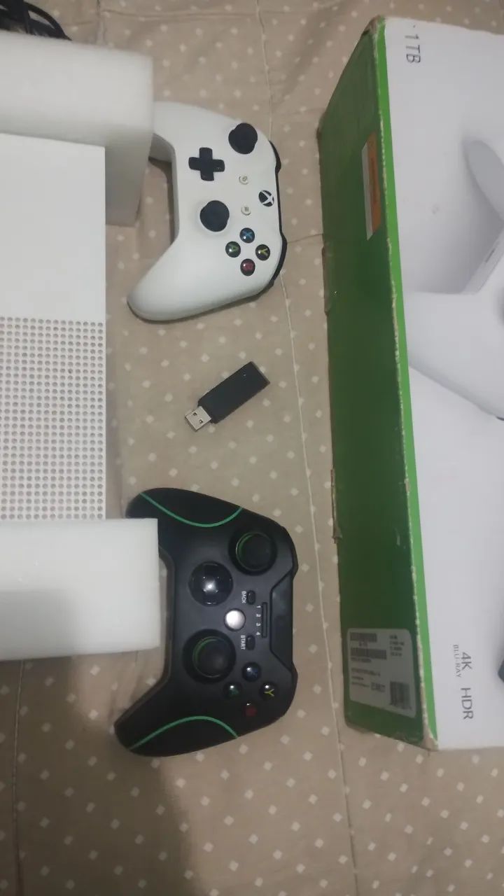 Xbox one 1 TB branco  - Foto 2
