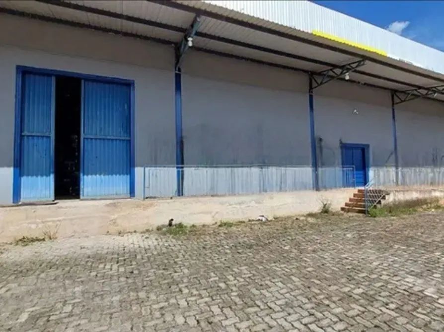 Galpão Logístico com 1.900m² A.C. pé dir 8 mts, Docas, escritórios, em Terreno de 6300m² n - Foto 4