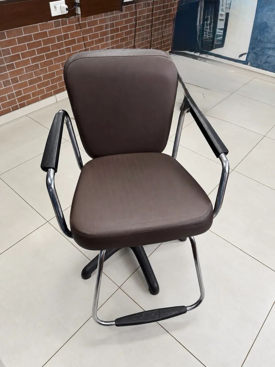 Cadeira de barbeiro  - Foto 2