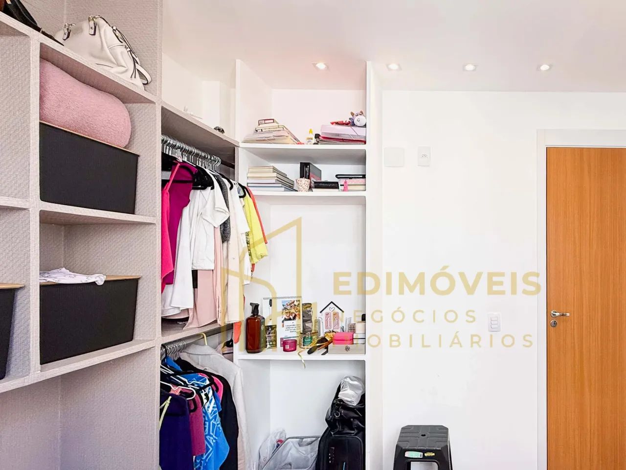 Maringá| Apartamento 2 quartos com acabamento superior e piscina - Foto 2
