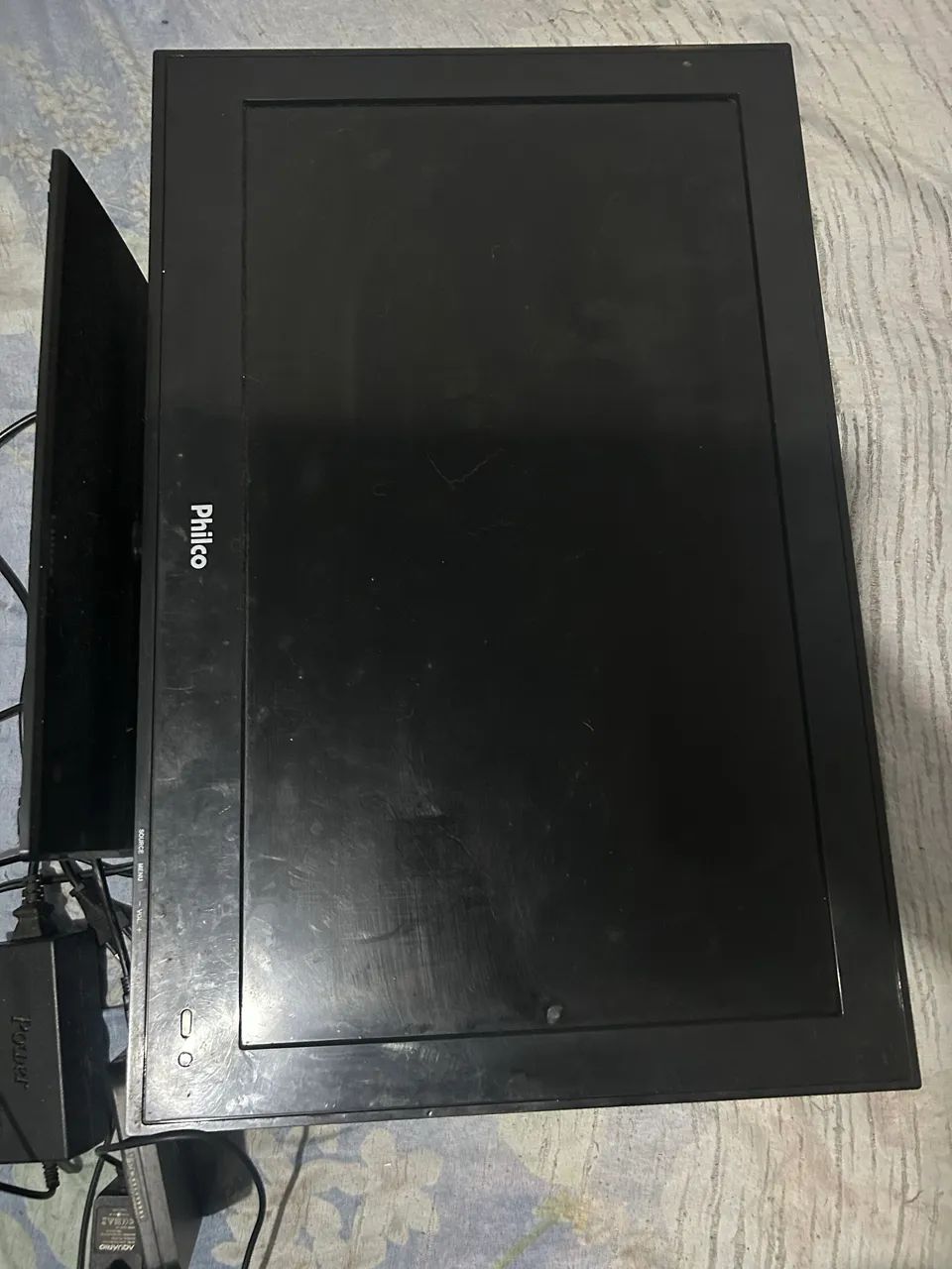 ? TV PHILCO 28 POLEGADAS  Modelo: PH24D21D LED  ? TV convencional, não é Smart ?