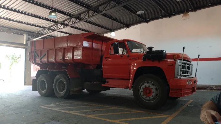 FORD - F-11.000 - ANO 1985