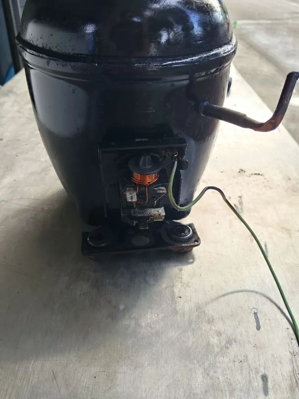 Vendo este motor de freezer - Foto 2