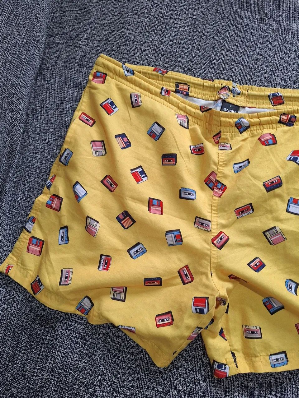 Bermuda masculina amarelo  - Foto 2