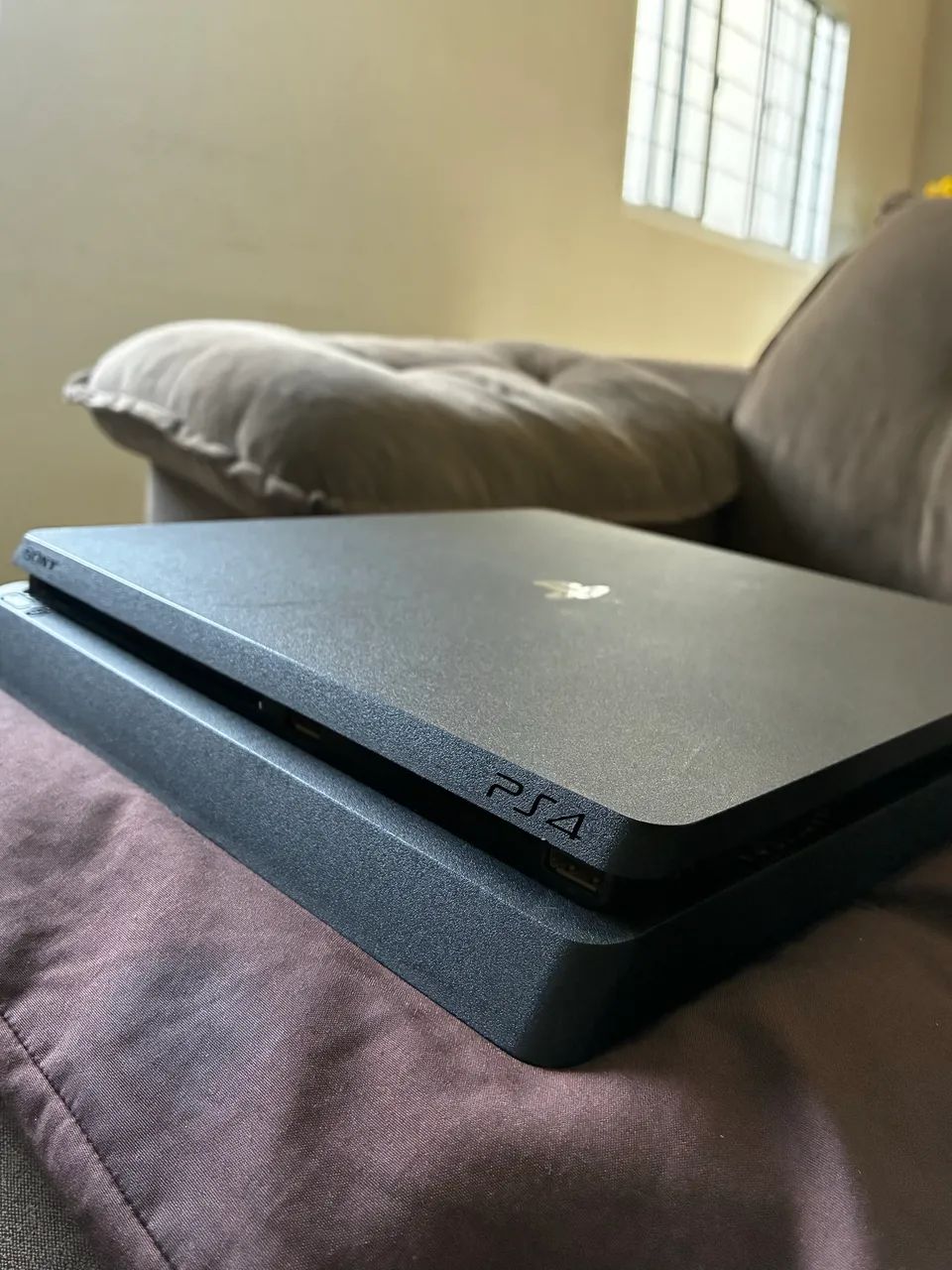 Ps4 slim 1 TB - Consoles de Vídeo Game - Paranaíba 1520699548 | OLX