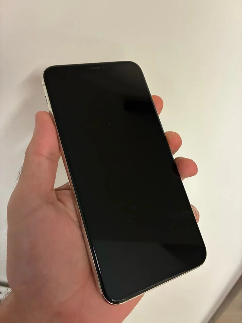 iPhone 11 Pro Max 256 GB 82% bateria