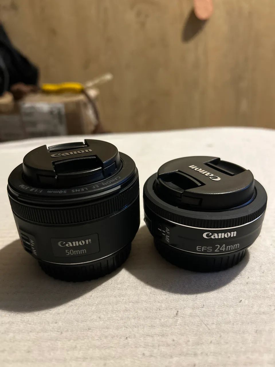 Lentes Canon 50mm e 24mm stm