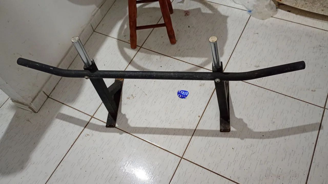Barra fixa musculação 