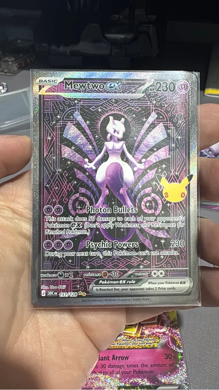Mewtwo 30 anos inglês  - Foto 3