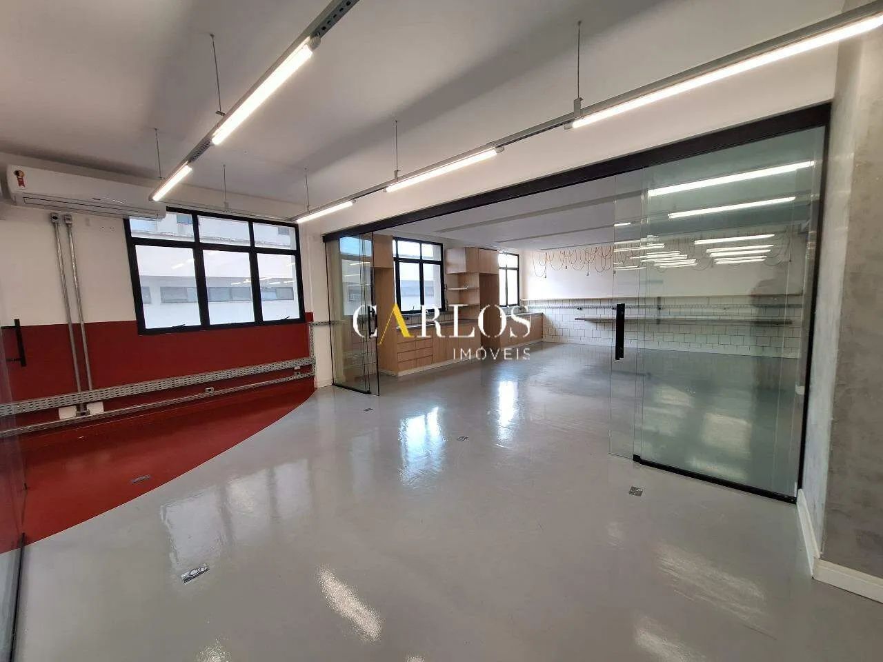 Conjunto de salas no Sion, com aproximadamente 643 m² e 17 vagas de garagem. - Foto 4