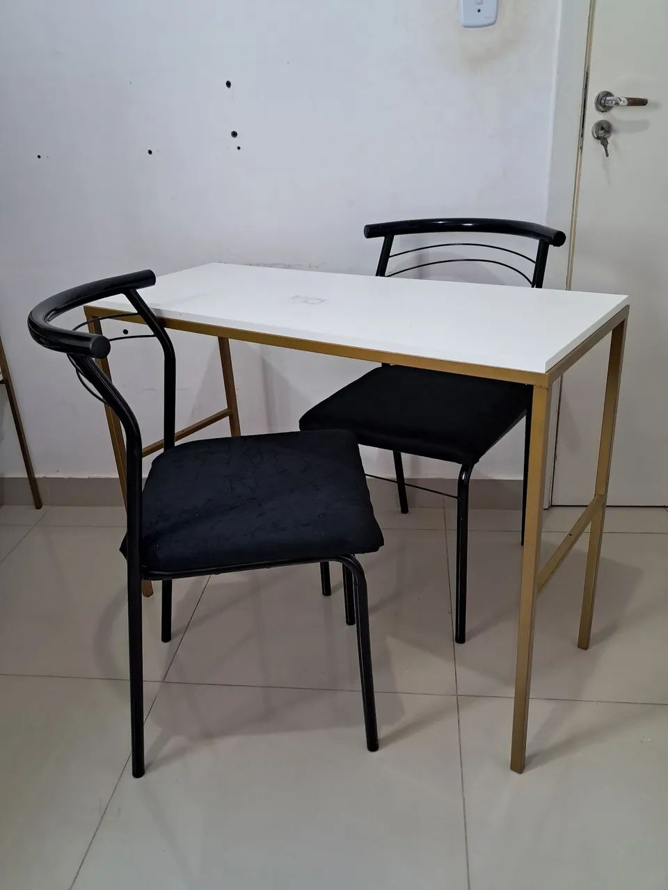 Mesa escritório em metalon com 2 cadeiras  - Foto 5
