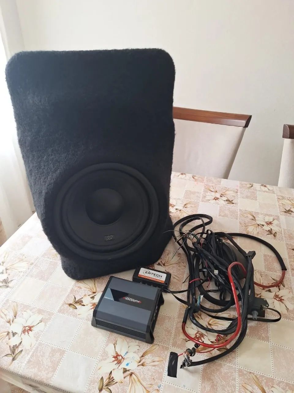 Vendo caixa de som para carro