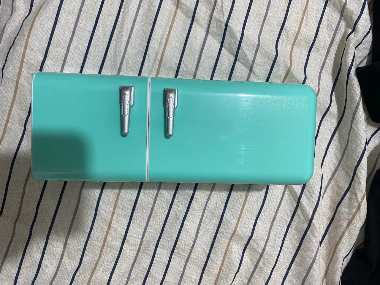 Geladeira mini brands  modelo Chines leia com atenção 