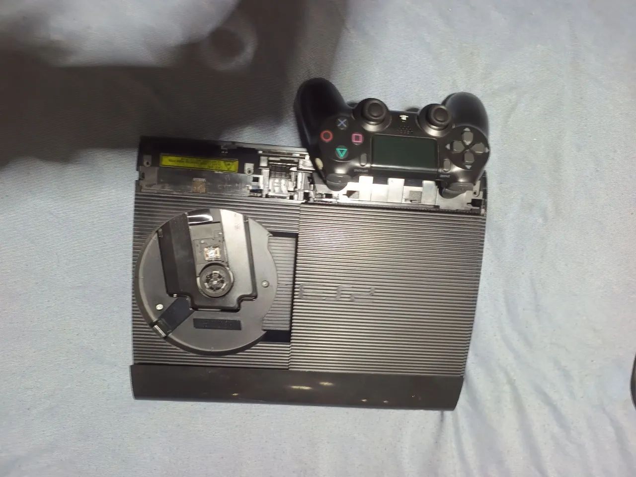 Vendo ps3 super slim - Foto 2