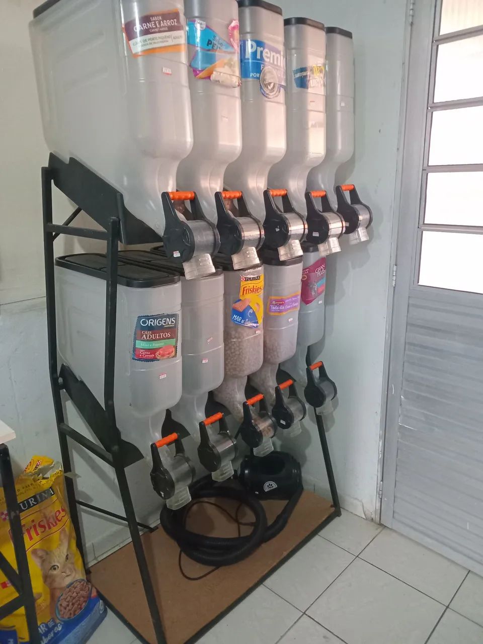 Expositor de ração 