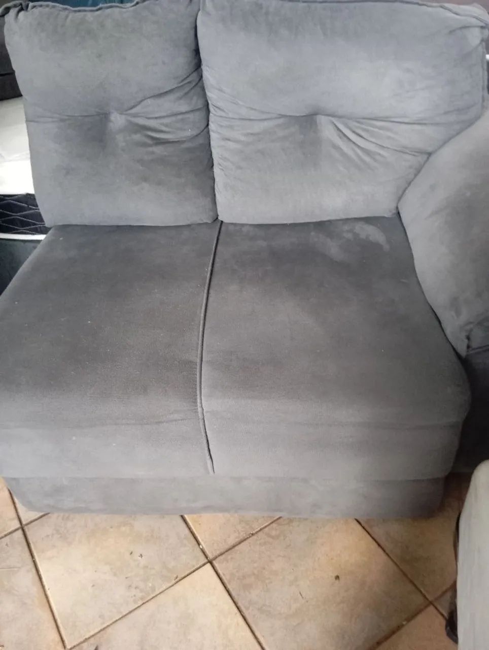 Sofá de 2 lugares retrátil , continuação.