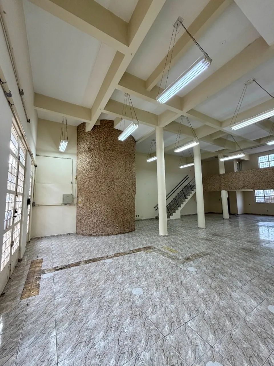 Salão comercial com mezanino Centro Votorantim, 10m da avenida 31 de março - Foto 3