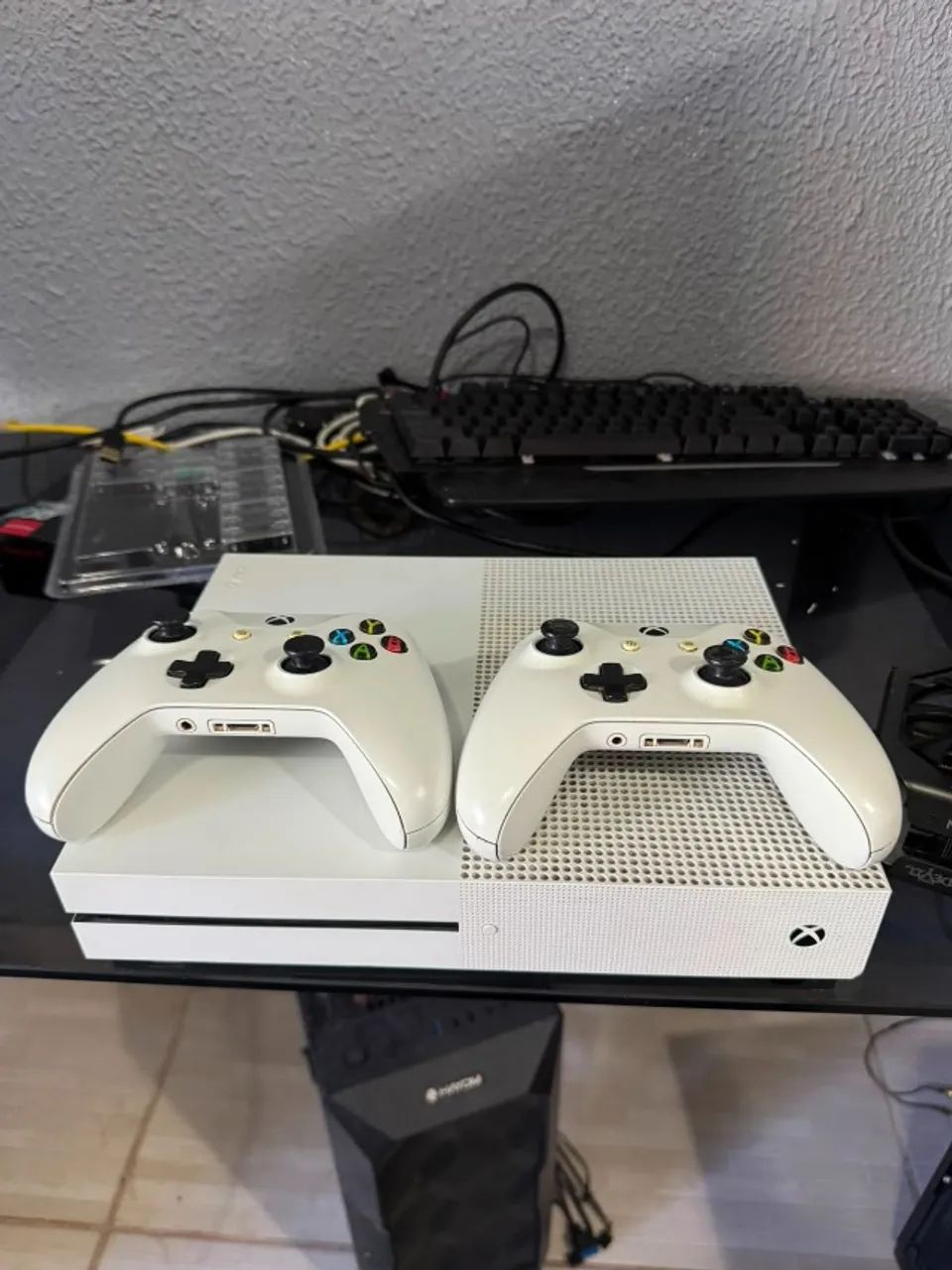 Xbox One S Com Kinect E Dois Controles!!! - Foto 5