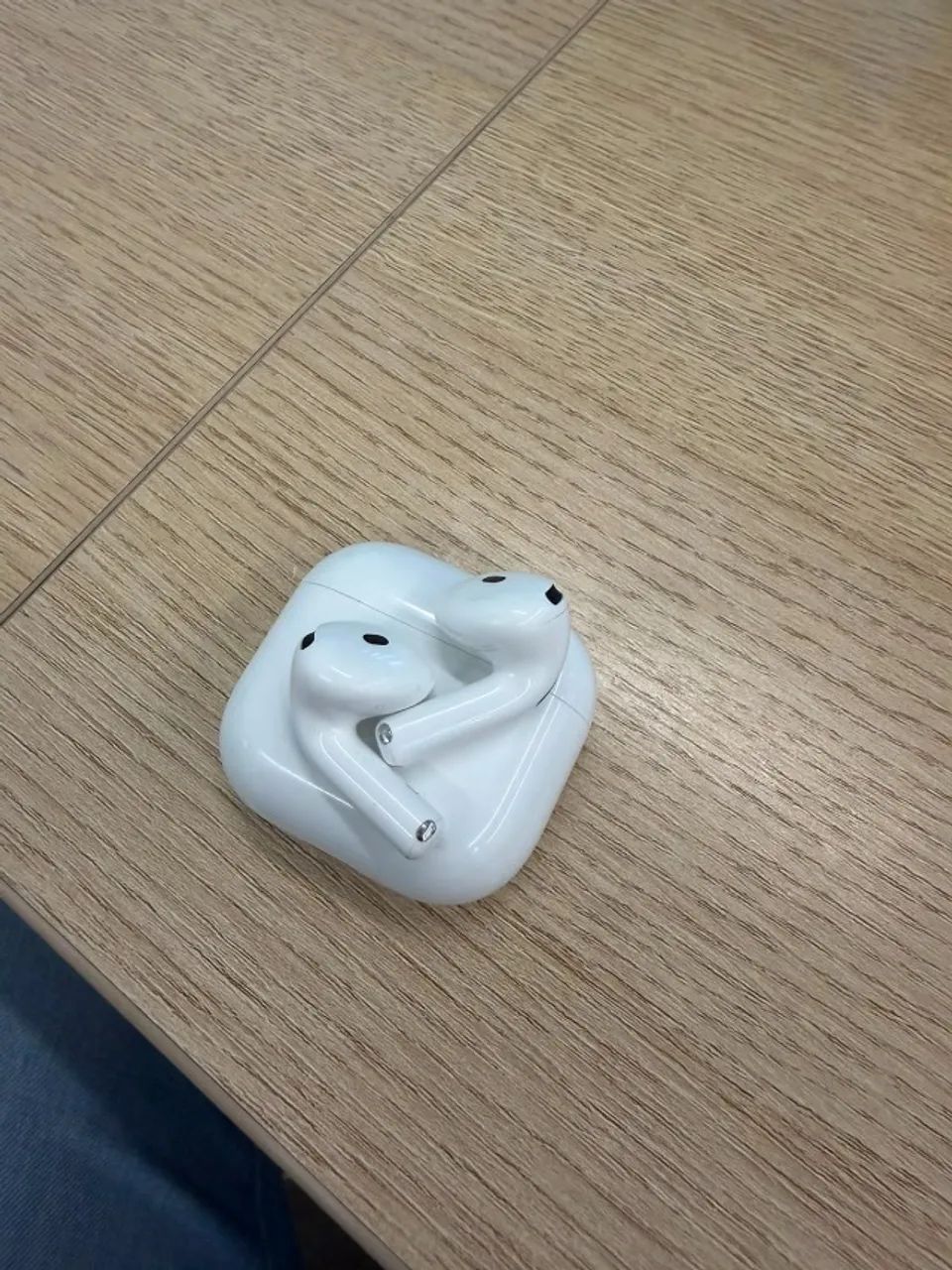 Airpods 4 (original) - Foto 3