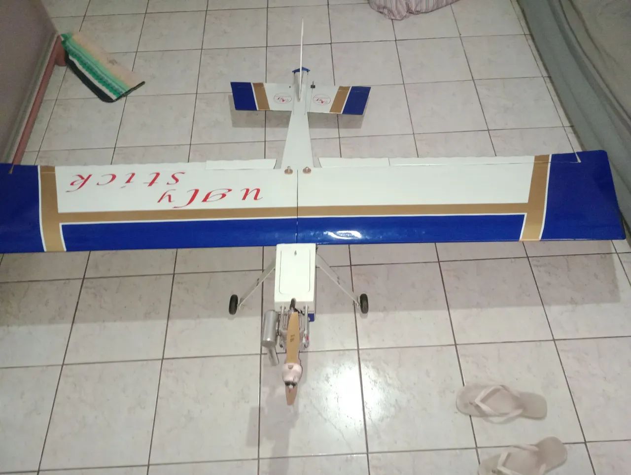 aeromodelo istik a gasolina  - Foto 4