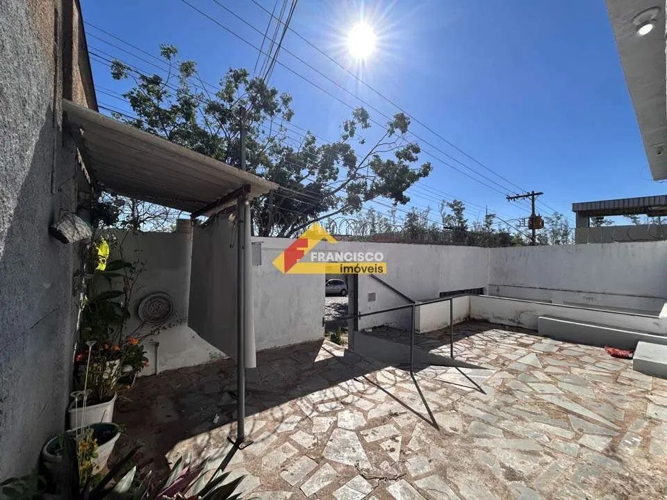 Casa para aluguel, 3 quartos, 1 vaga, Interlagos - Divinópolis/MG - Foto 2