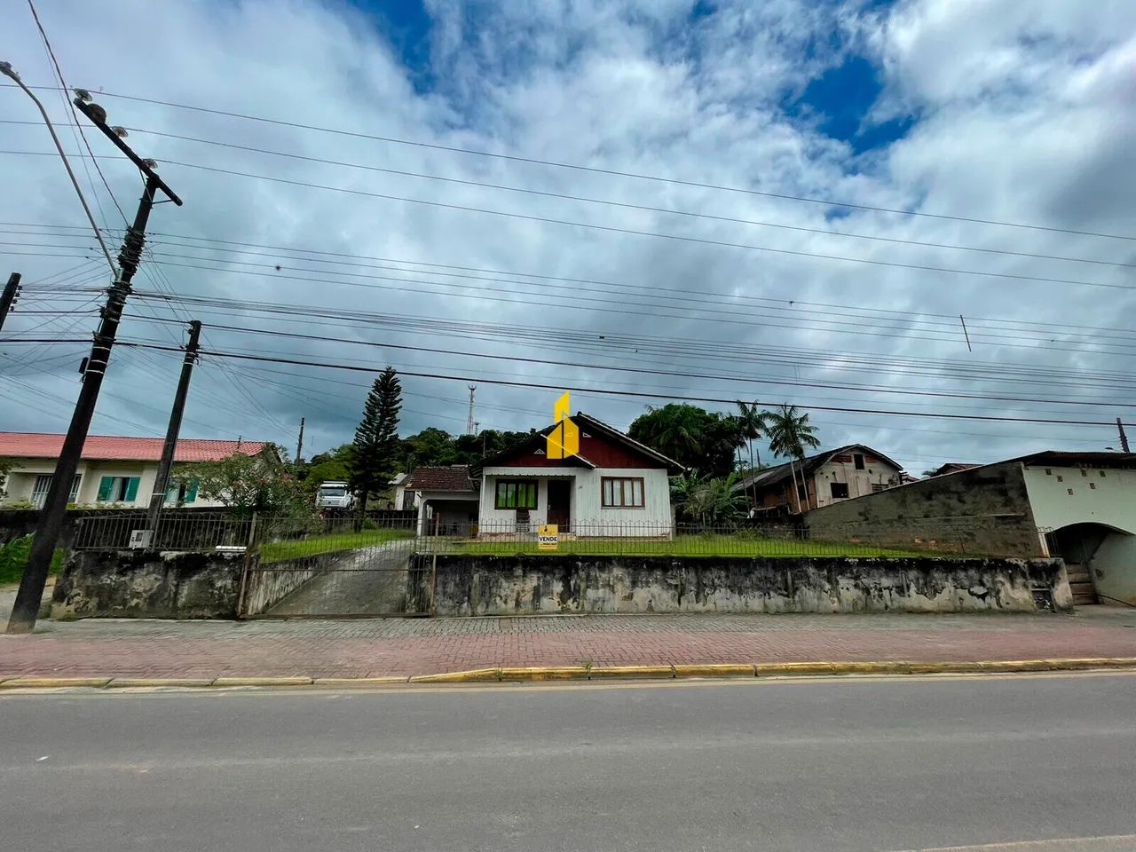 Casa com terreno de 509 m² - Foto 2