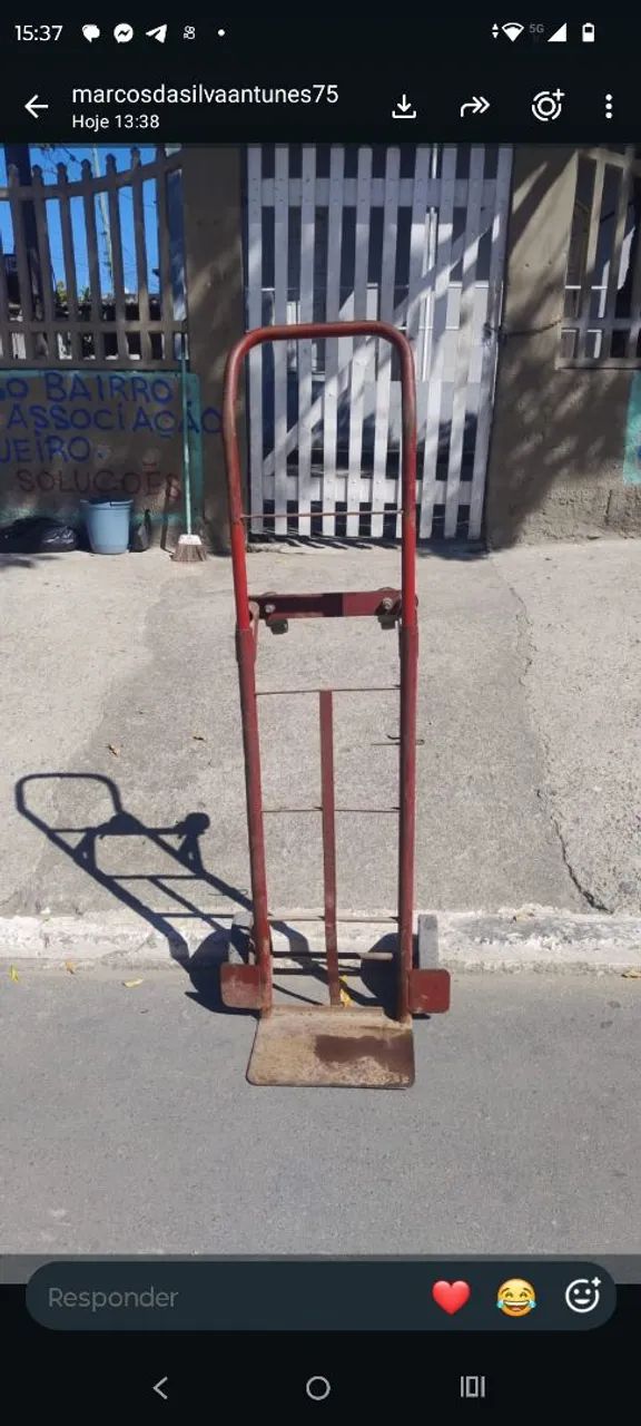 Carrinho de ferro de carregar gás e garrafão de água  - Foto 2