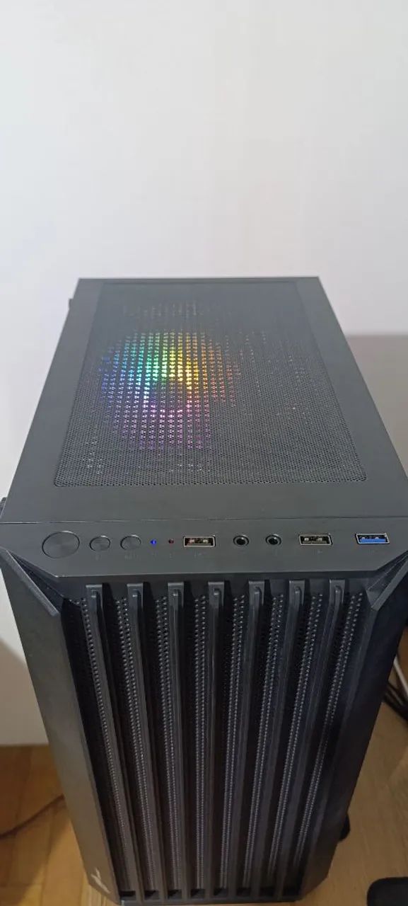 CPU Ryzen, 8 Gigas Memória, SSD 120 + HD 500 Gigas, - Foto 2