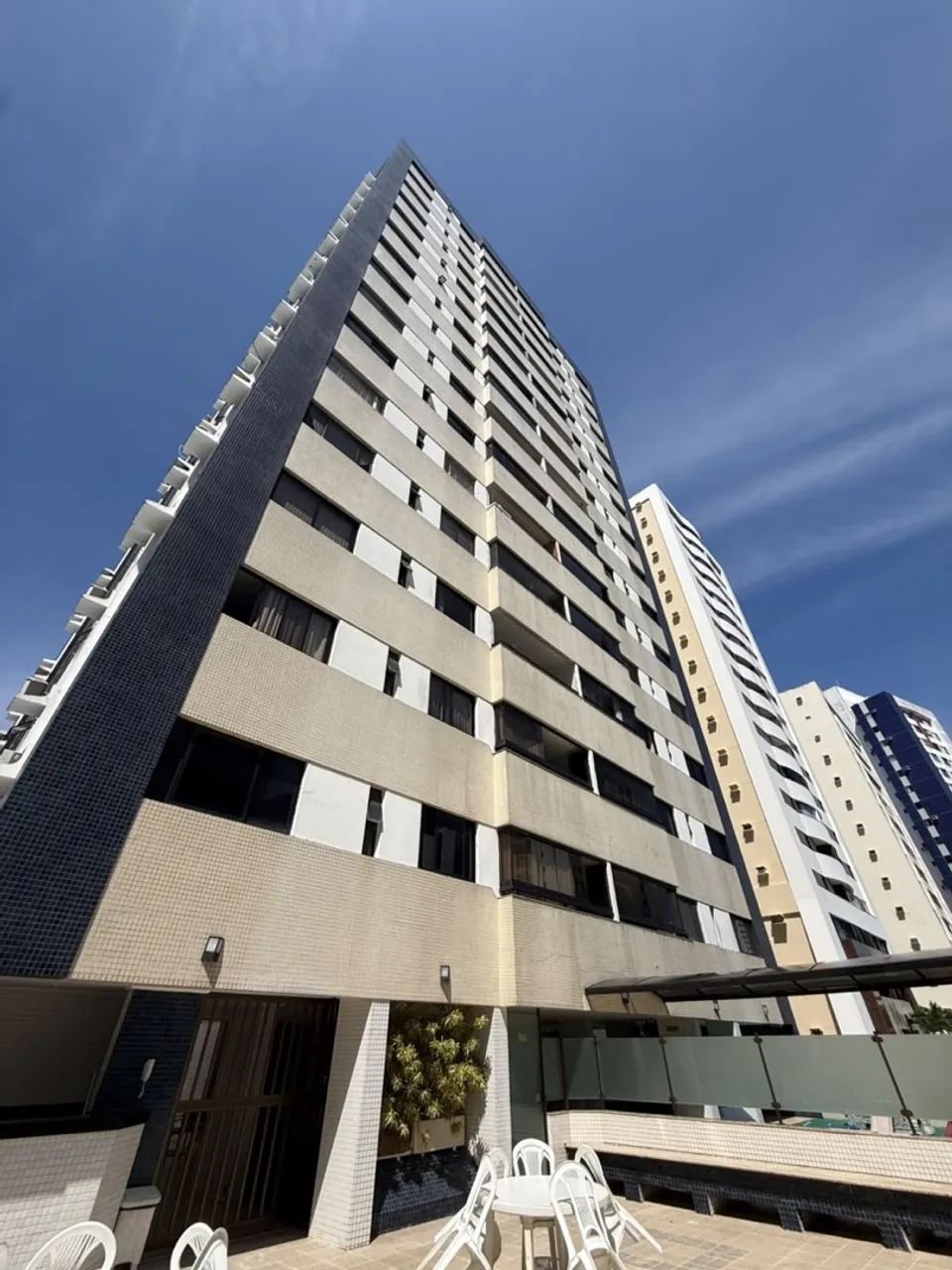 APARTAMENTO 3/4 COM SUÍTE E VARANDA NASCENTE NO CIDADE JARDIM 