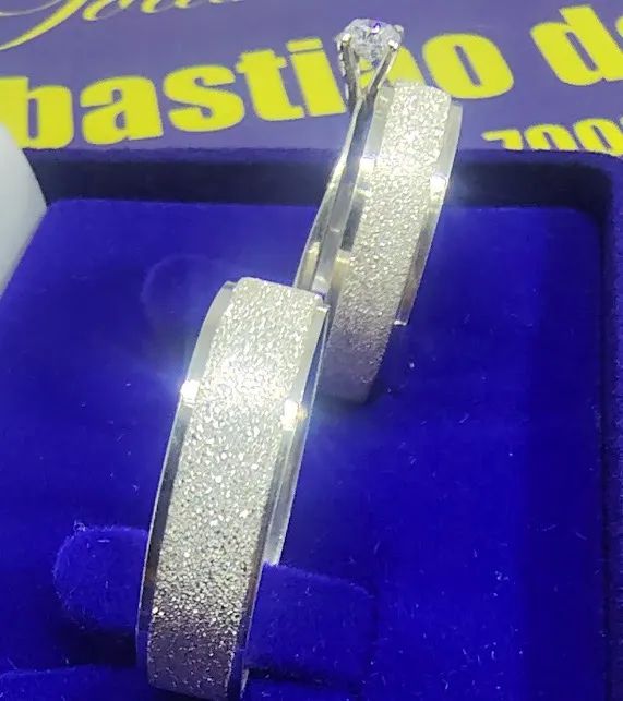 Alianças Prata 950 Trabalhada e Fosca 6 mm                                                 - Foto 2