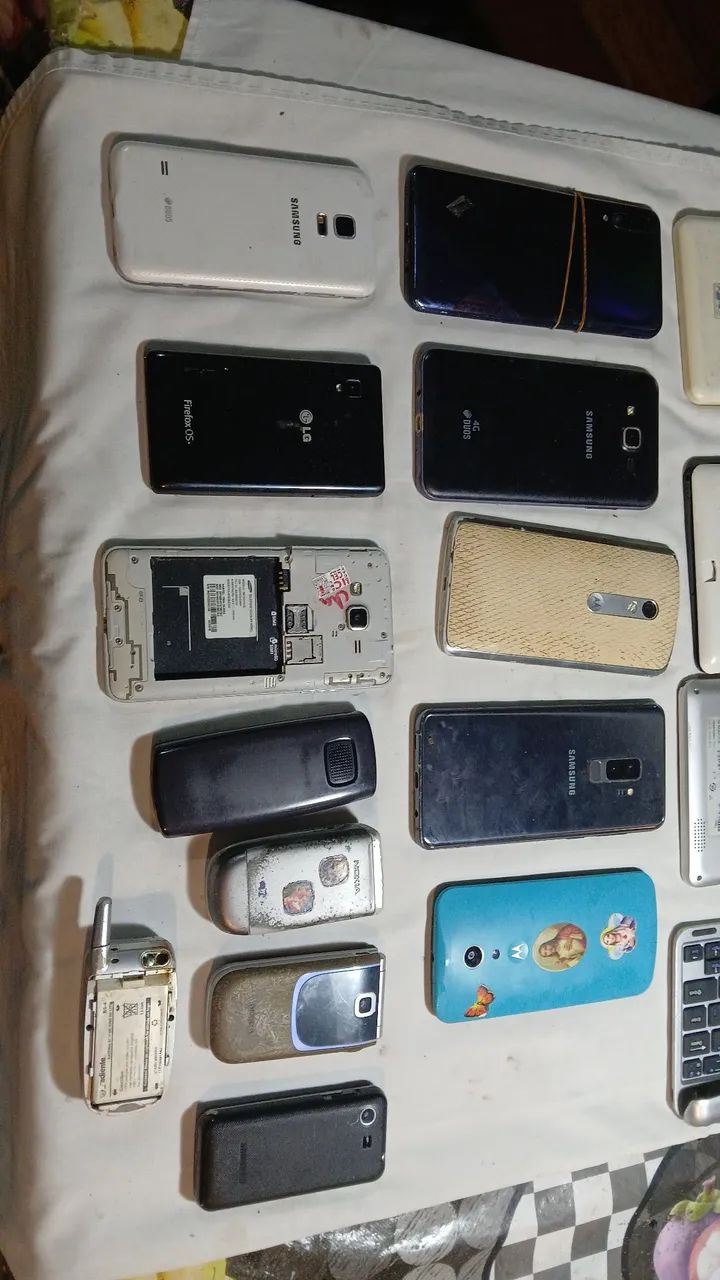 Lote de tablets e celulares para peças.  - Foto 4