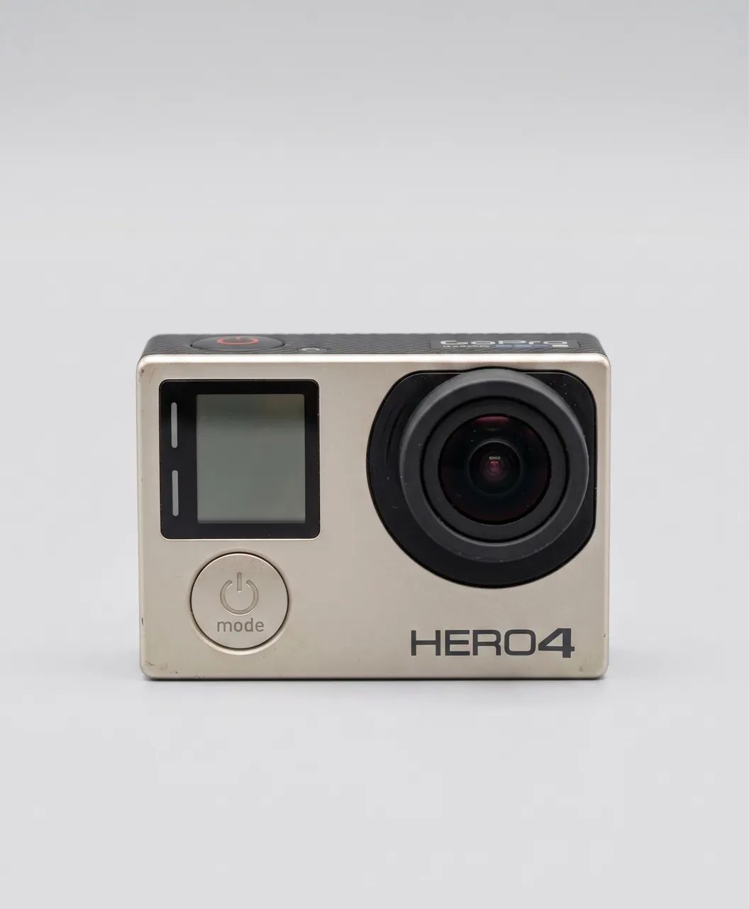 Vendo Gopro Hero4 silver completa, em ótimo estado e funcionando normalmente. 