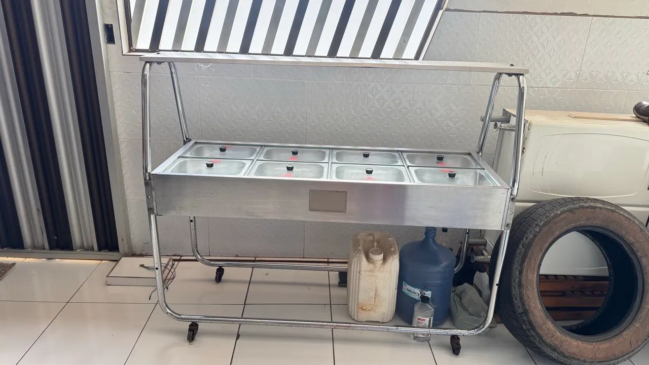 Self-service 8 cubas pouco tempo usado