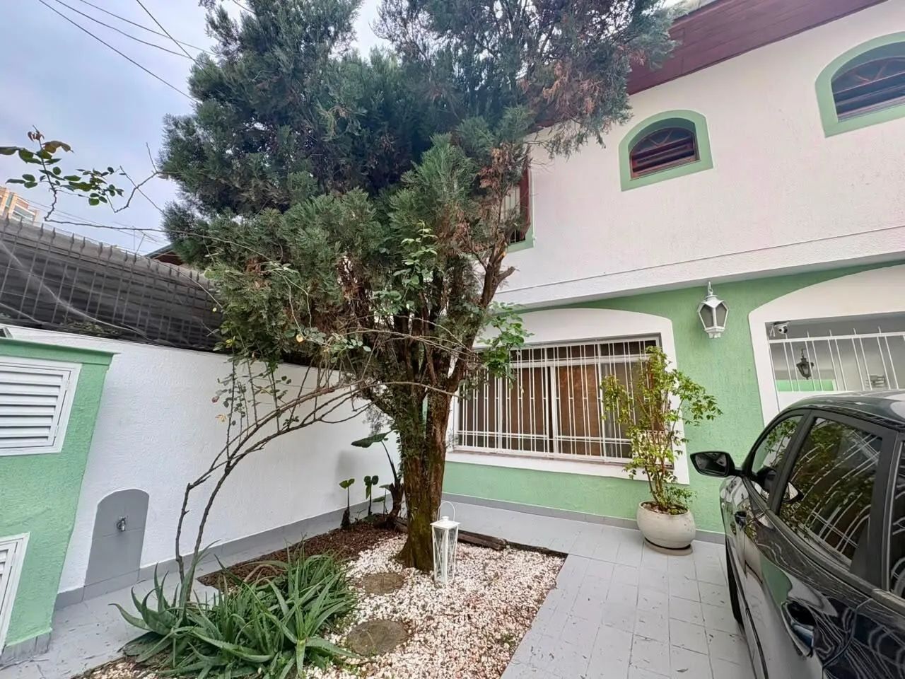 Sobrado para alugar com a quartos e 3 vagas de garagem Sobrado para alugar com a quartos e - Foto 2