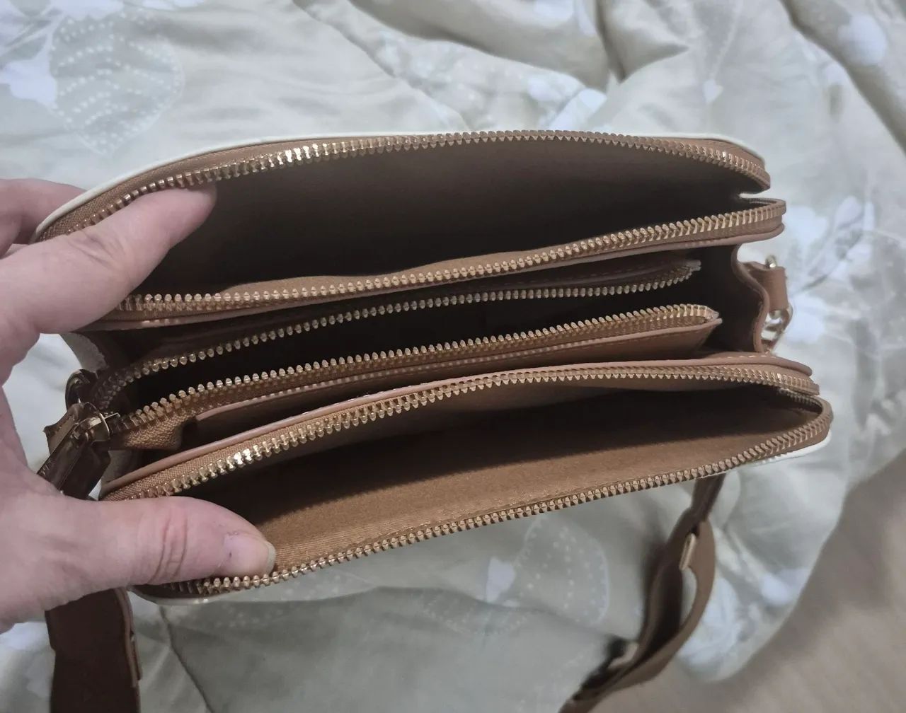 Bolsa feminina com alça regulável - Foto 3