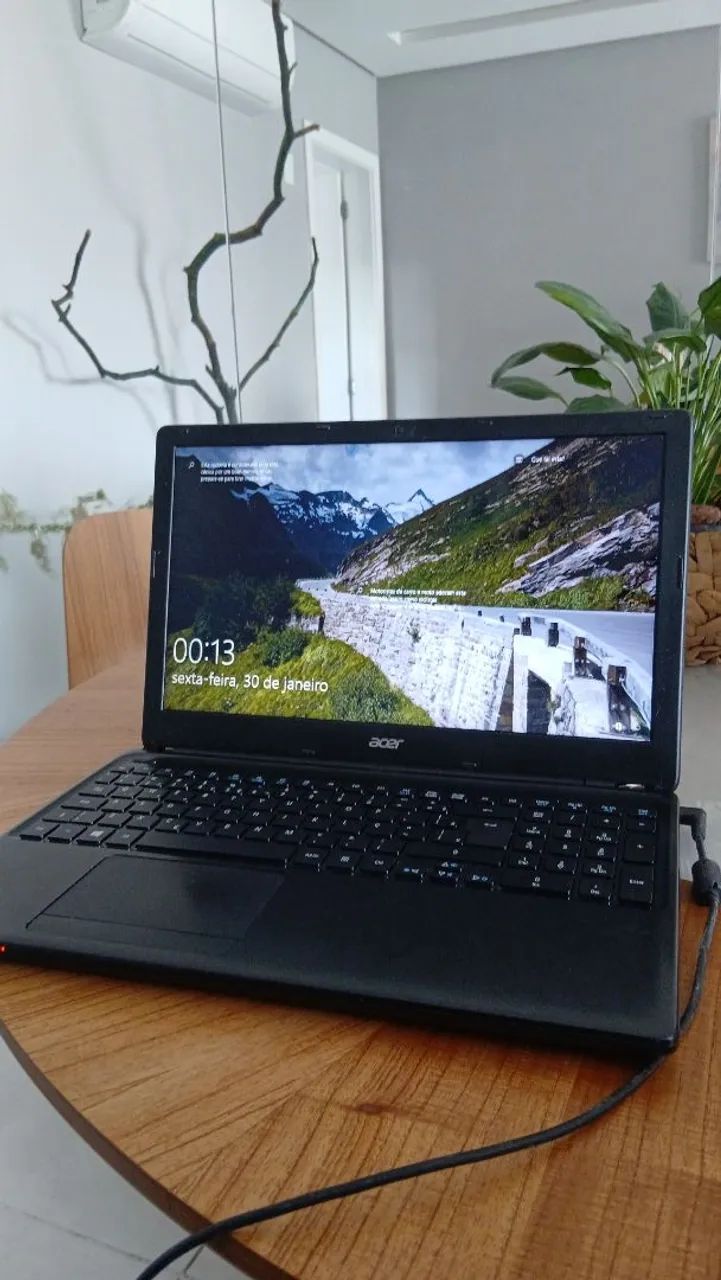 Notebook ACER Aspire E1, intel core i5 - Foto 3