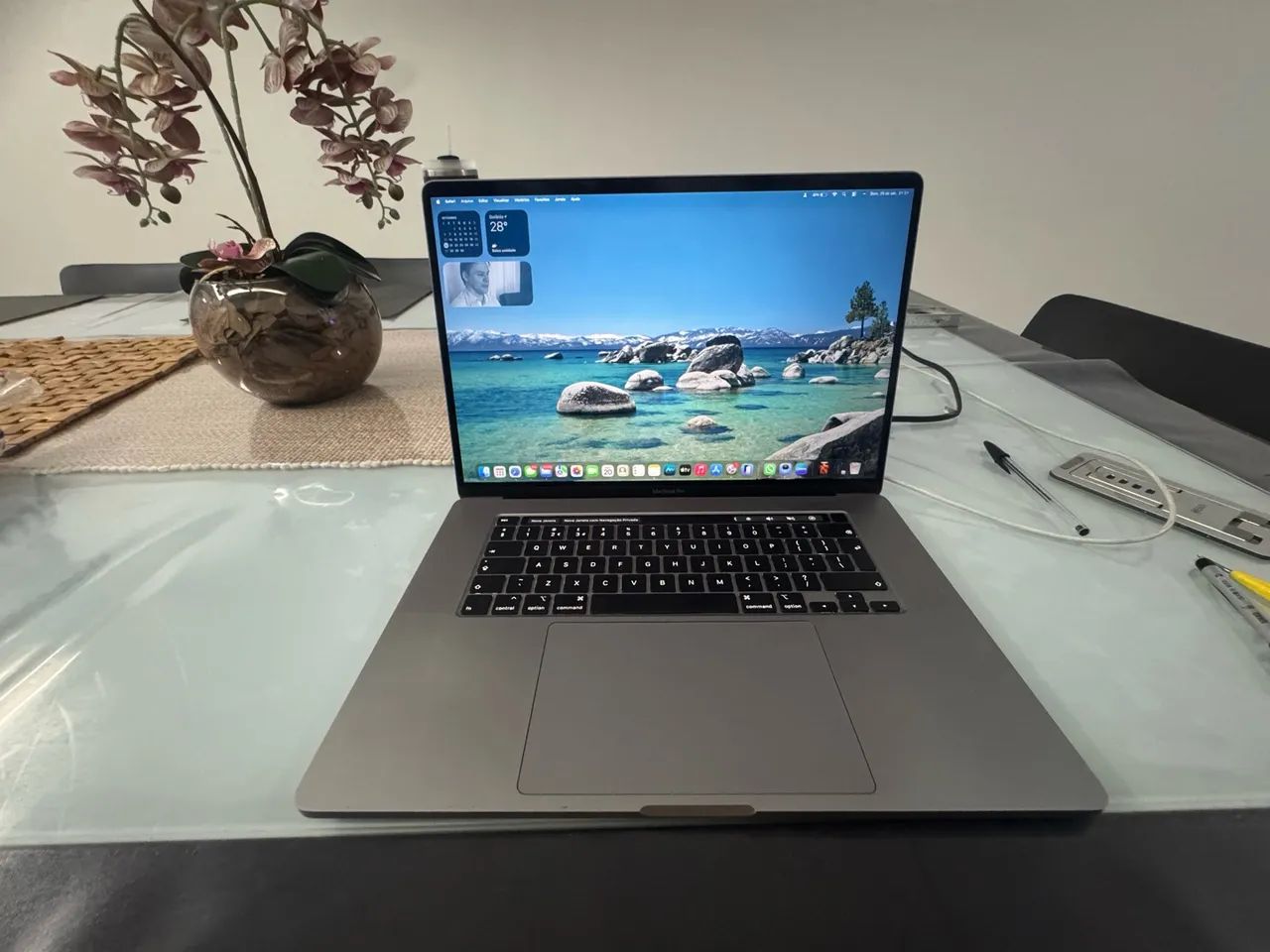 Apple MacBook Pro A2141 2019 16? Core i9-9980HK 2.4GHz 8-Cirr