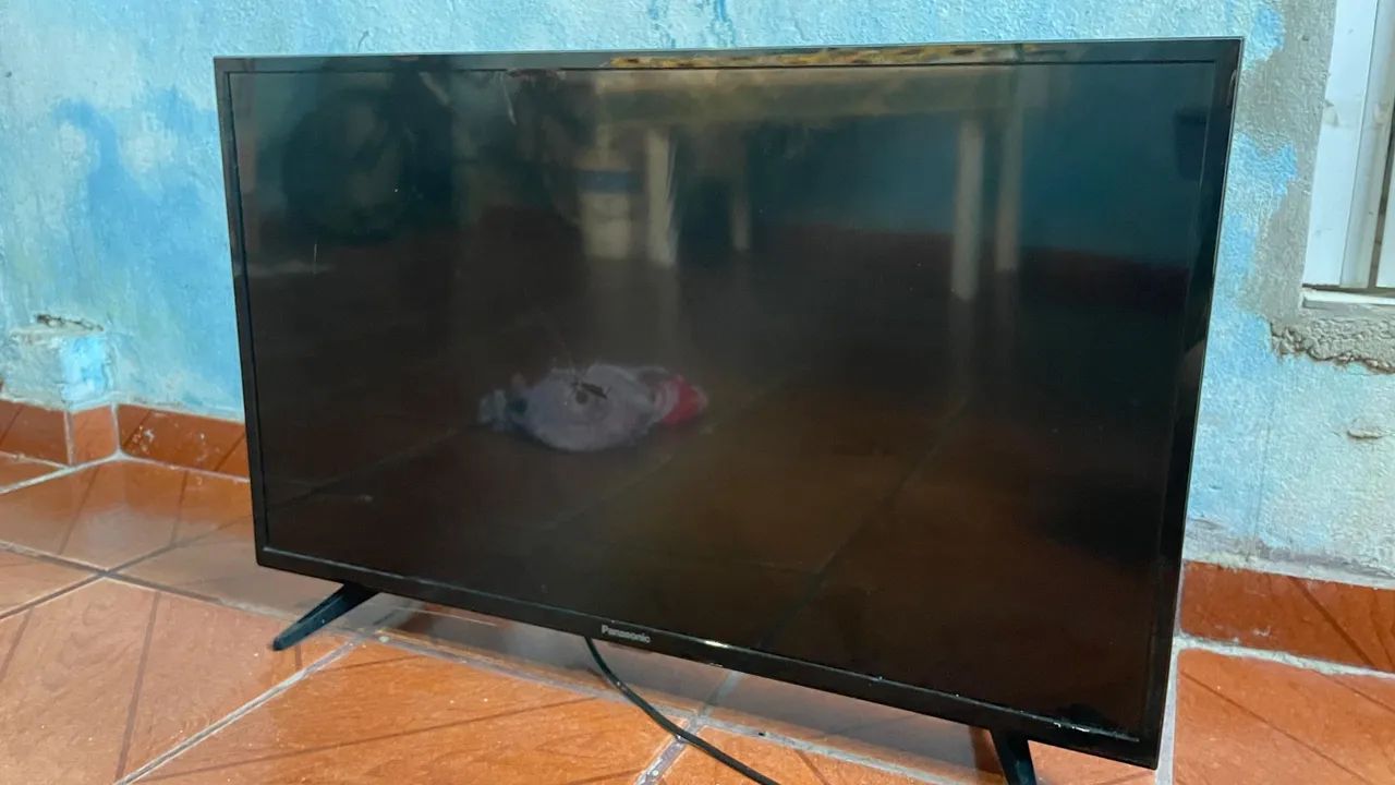 Tv com tela quebrada  - Foto 2