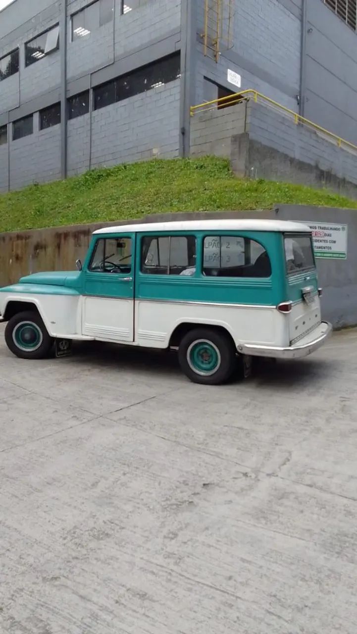 Ford F-75 4X2 2.6 V12 1971