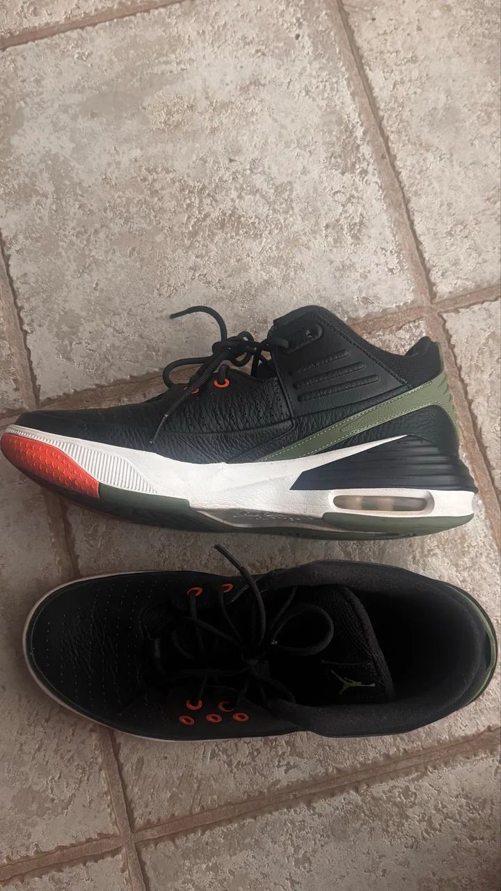 Tênis Nike Air Jordan Max Aura 5 Black