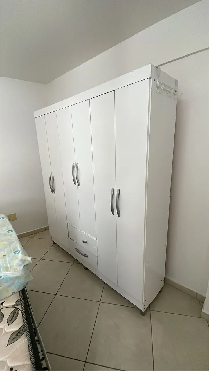 Guarda roupas 6 portas  - Foto 2