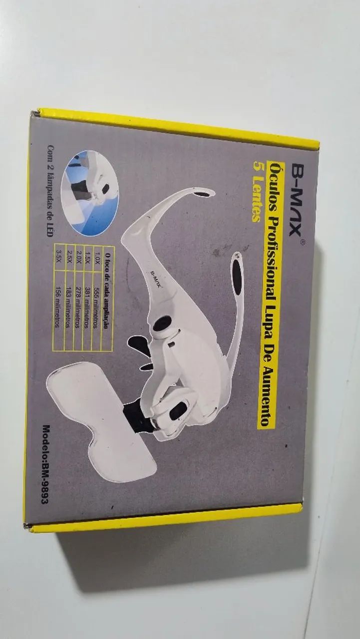 Óculos com lentes 