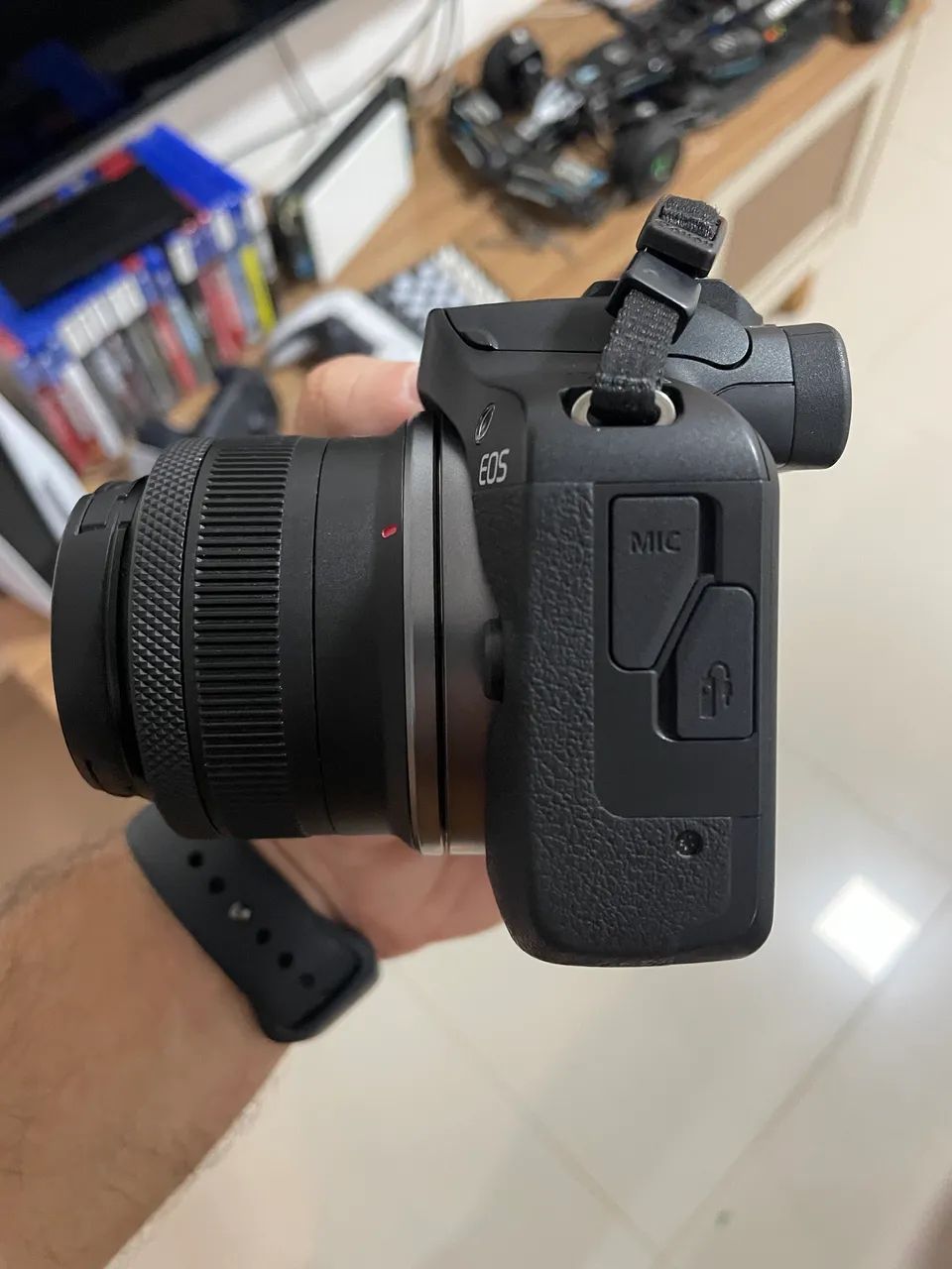 Camera Canon EOS R100 - Foto 3